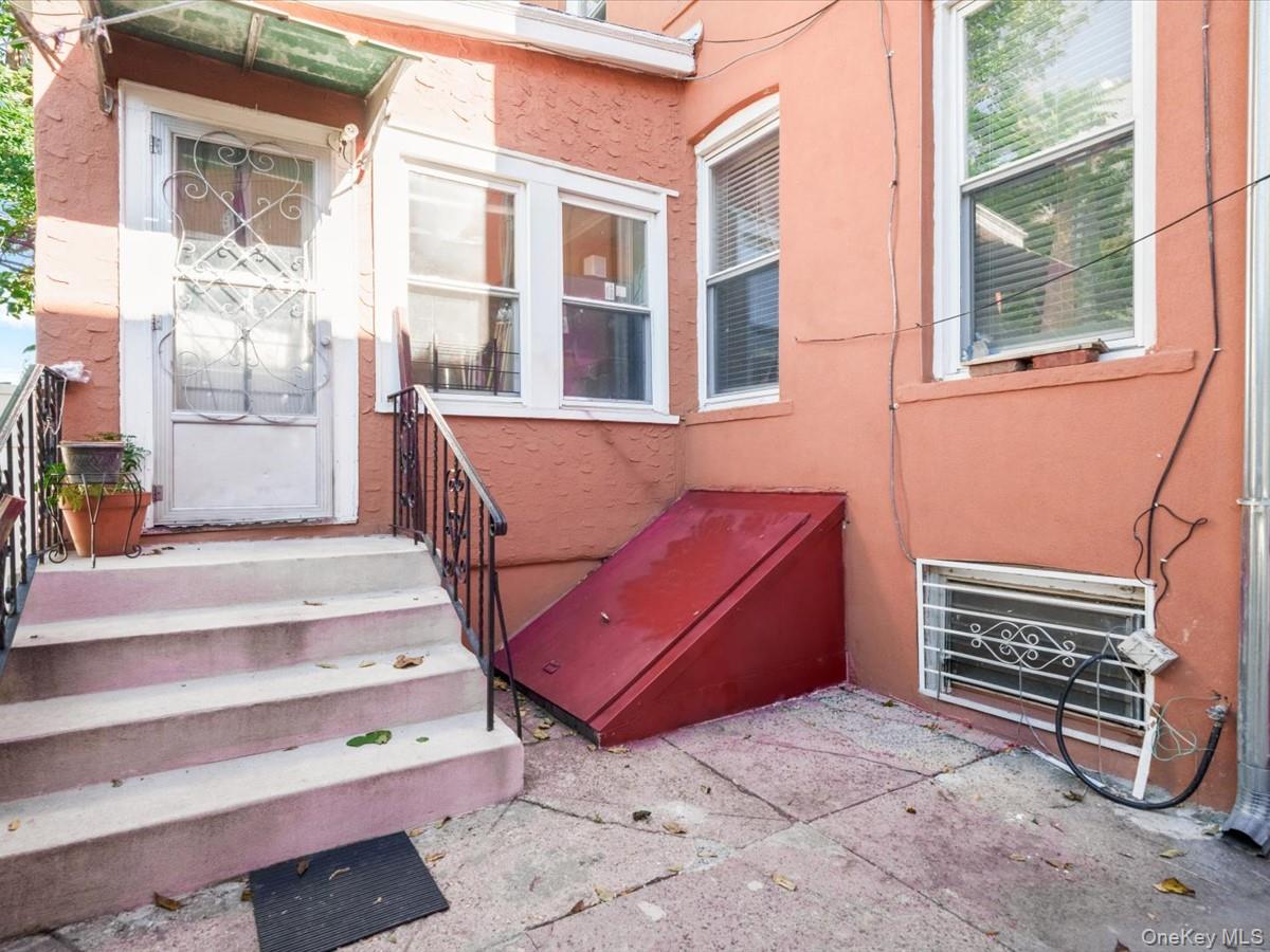436 Lincoln Avenue Property Photo 20