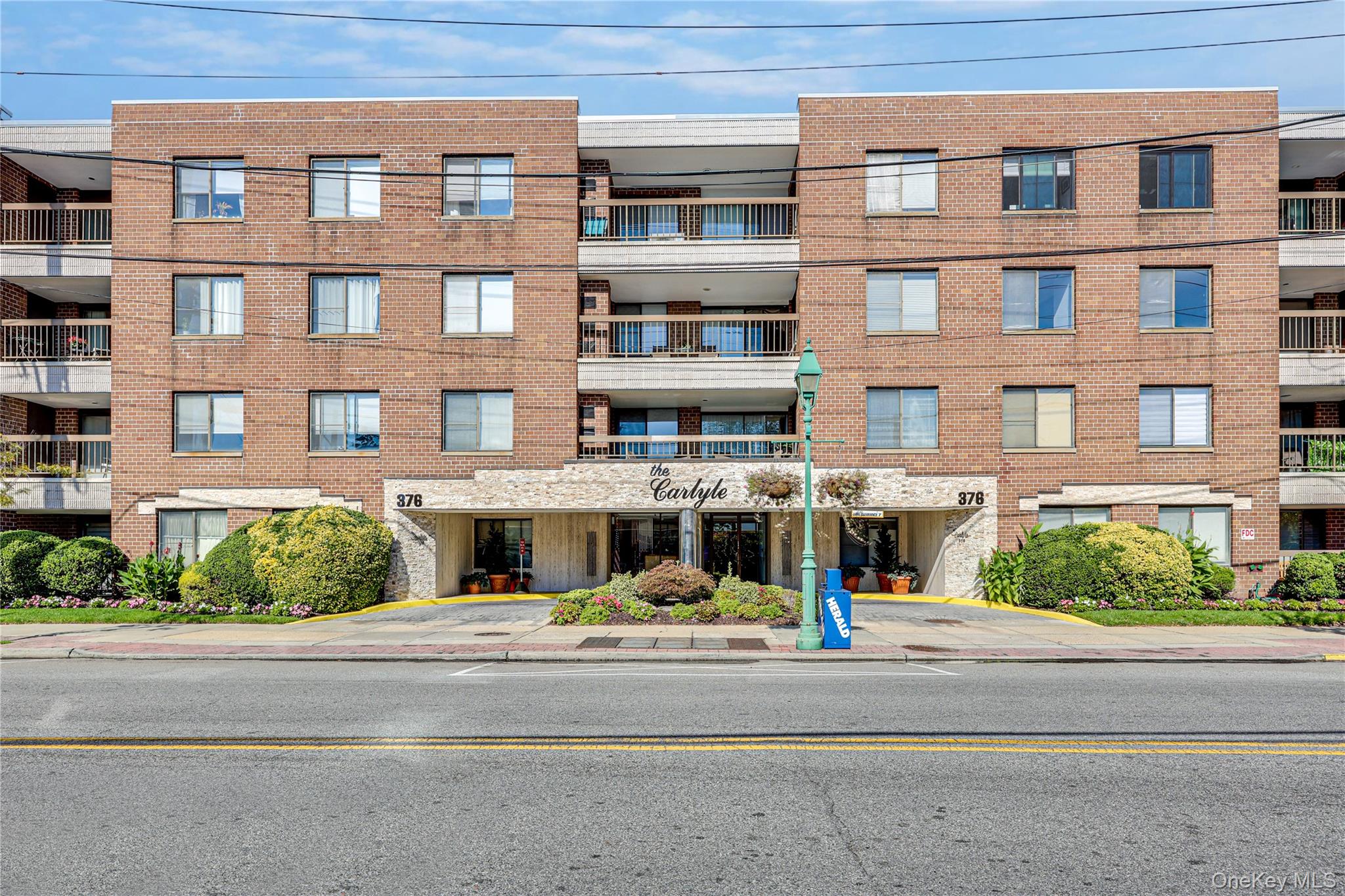 376 Central Avenue 4-u Property Photo 1