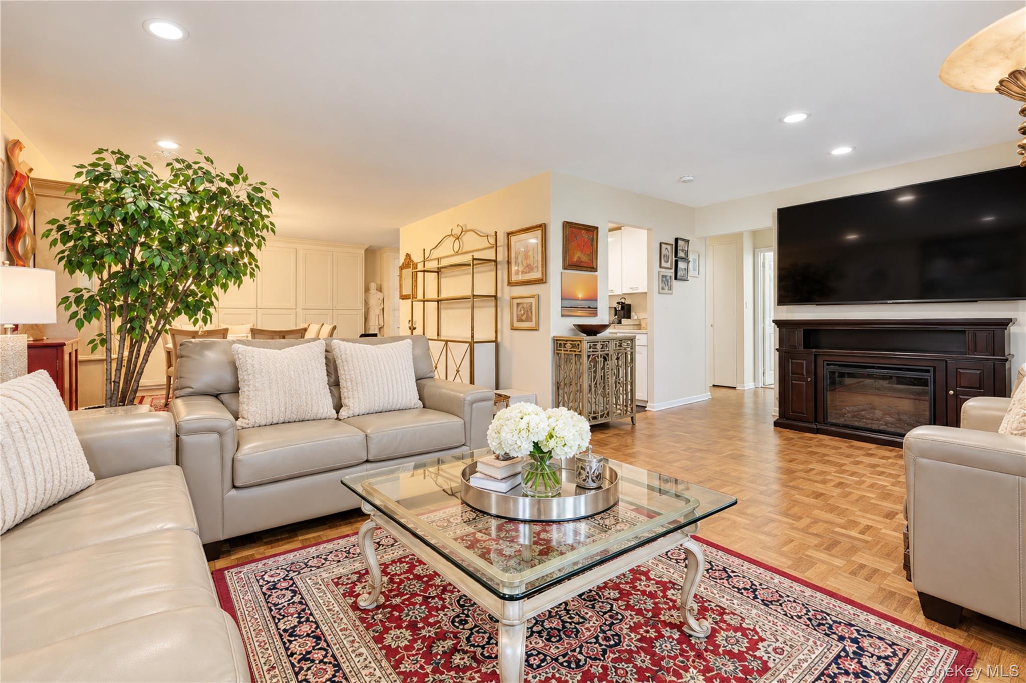 376 Central Avenue 4-u Property Photo 9