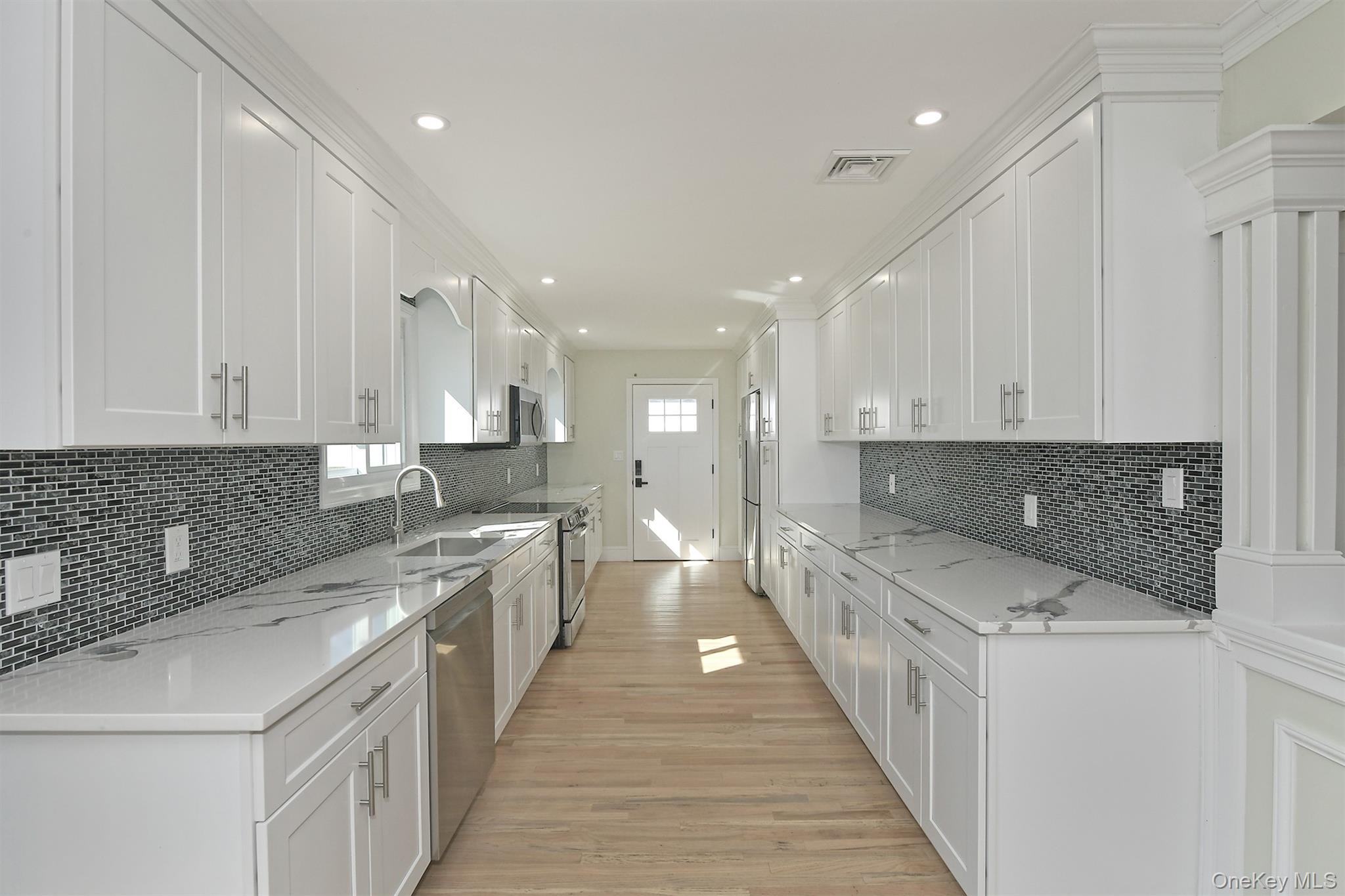 24 New Jersey Street Property Photo 17