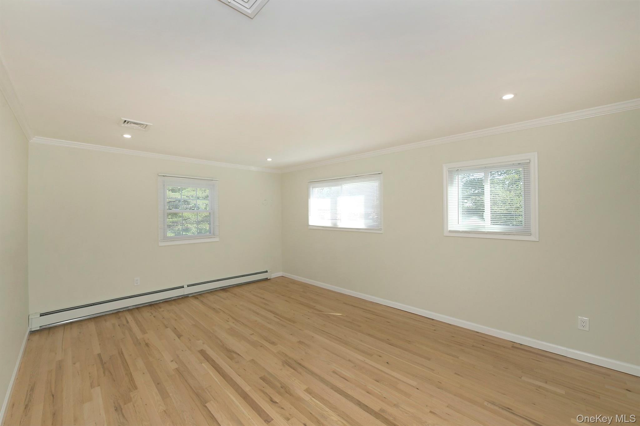 24 New Jersey Street Property Photo 29