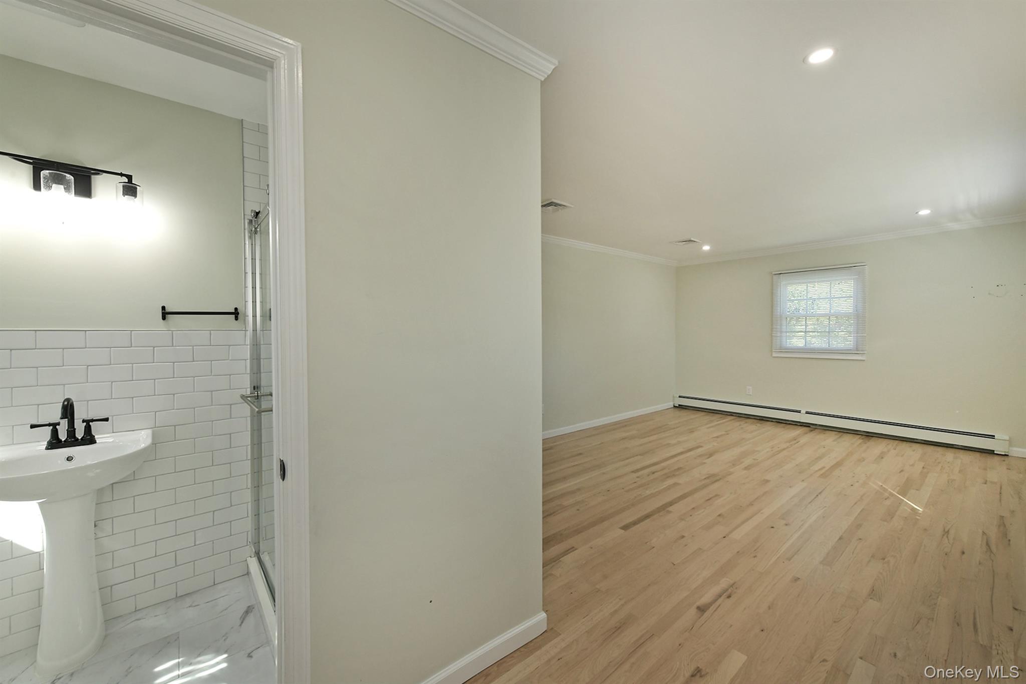 24 New Jersey Street Property Photo 30