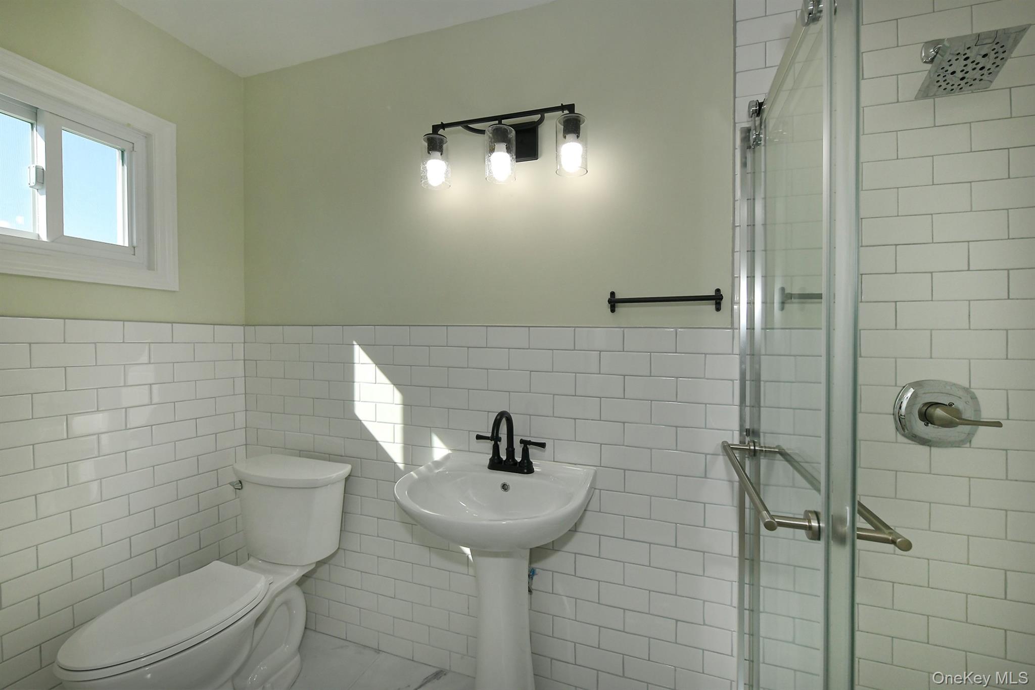 24 New Jersey Street Property Photo 31