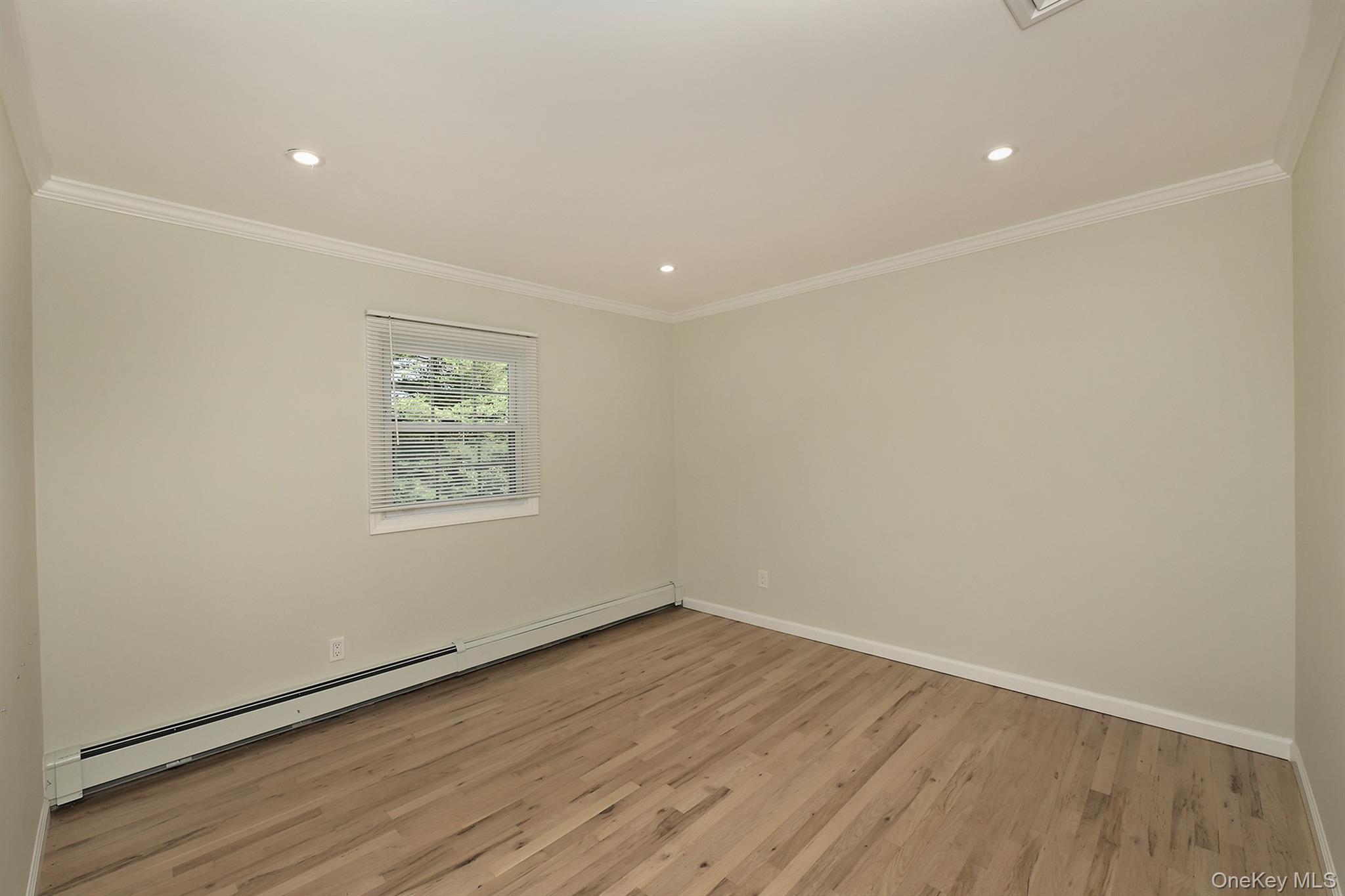 24 New Jersey Street Property Photo 35
