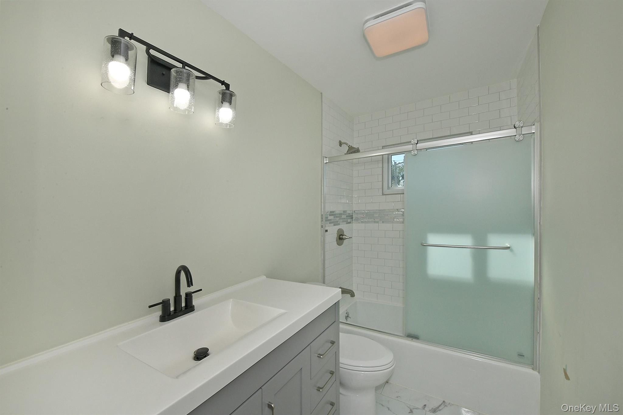 24 New Jersey Street Property Photo 36