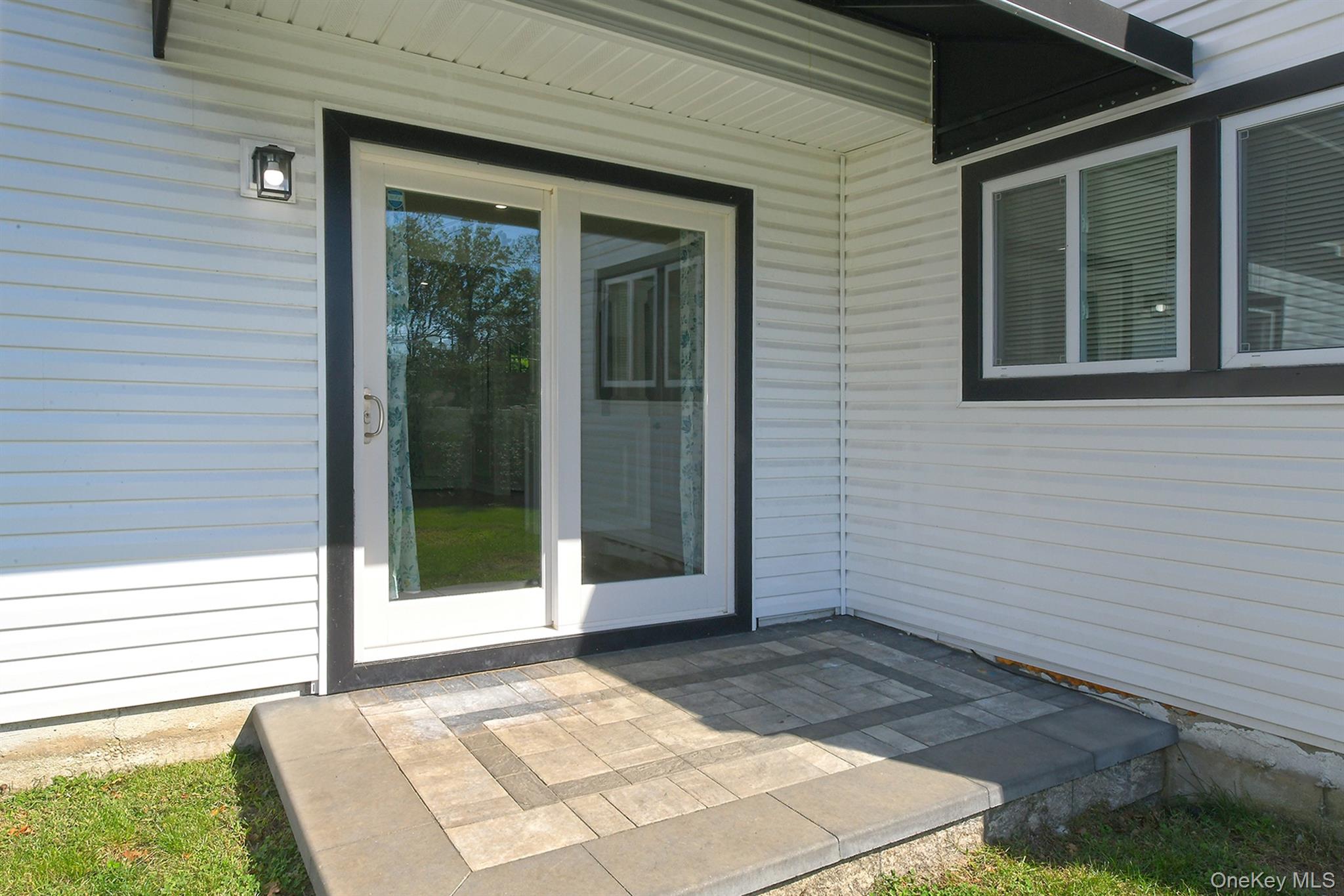 24 New Jersey Street Property Photo 40