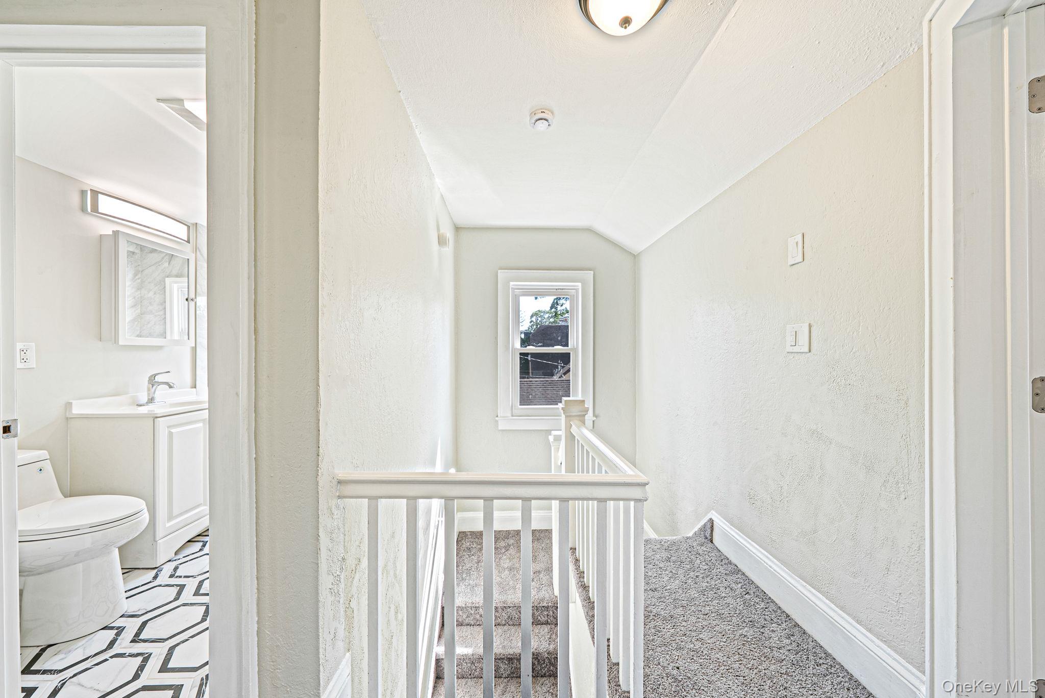 566 Stowe Avenue Property Photo 13