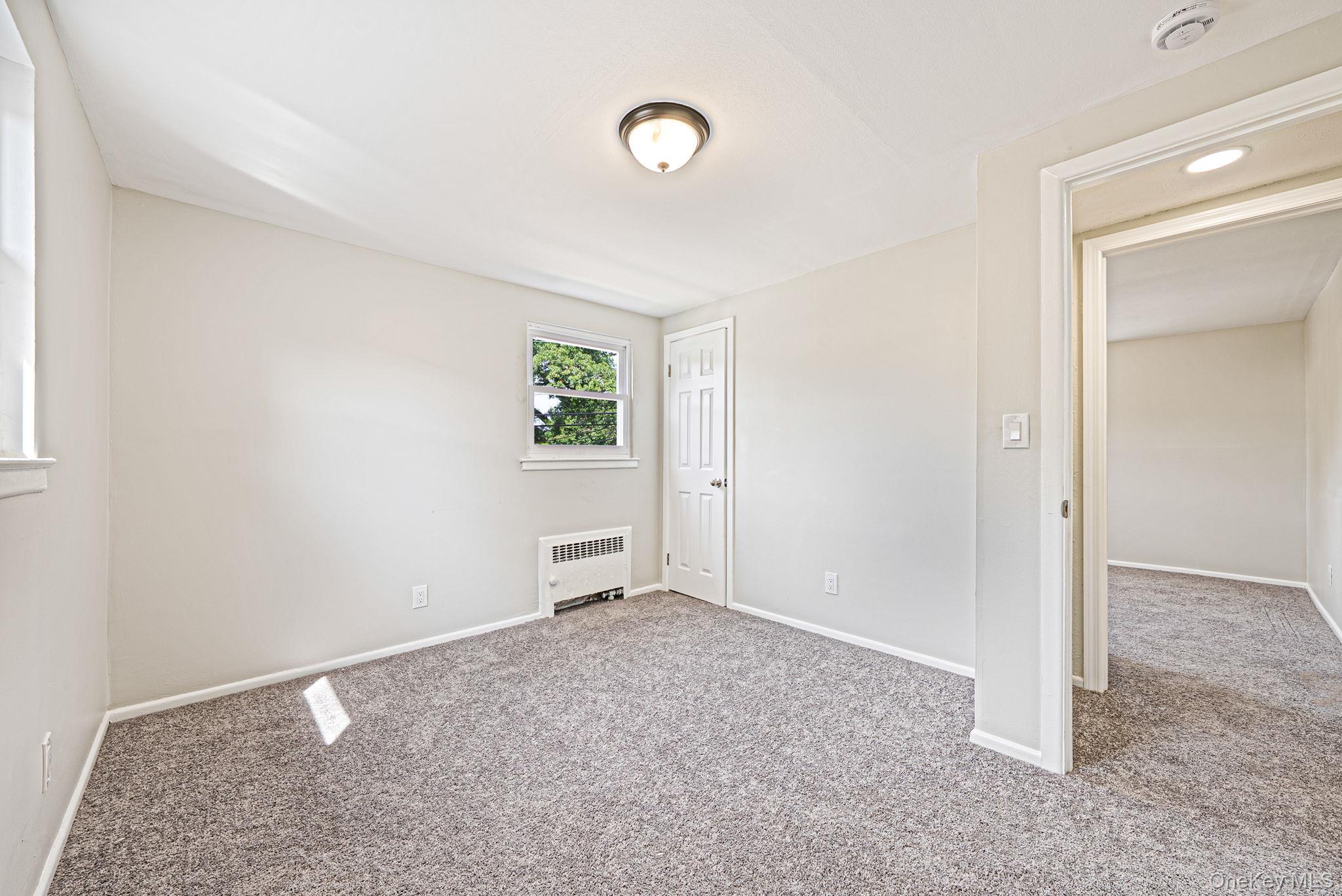 566 Stowe Avenue Property Photo 14