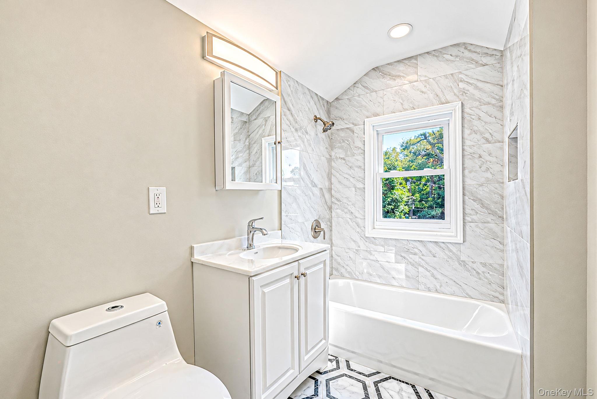566 Stowe Avenue Property Photo 18