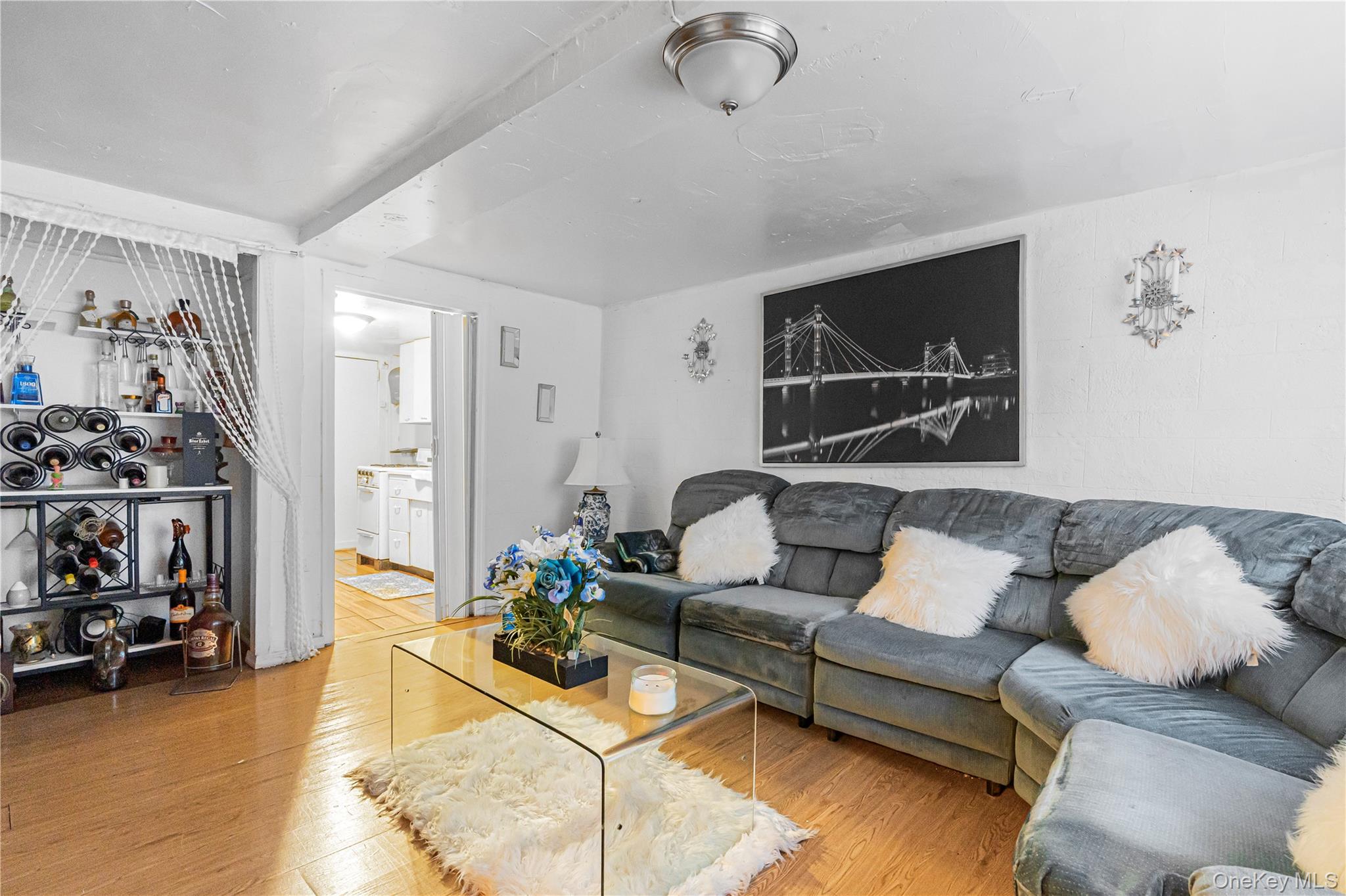 1110 E 213th Street Property Photo 6