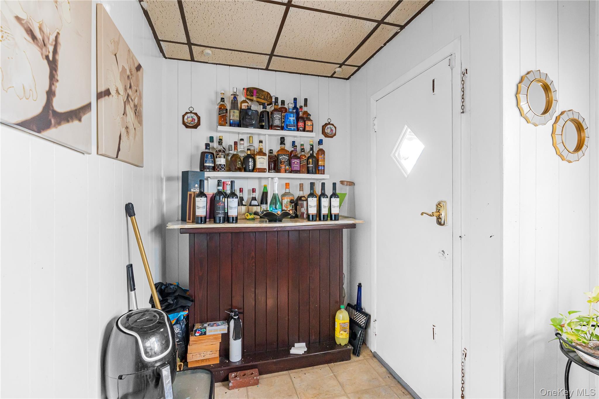 1110 E 213th Street Property Photo 10