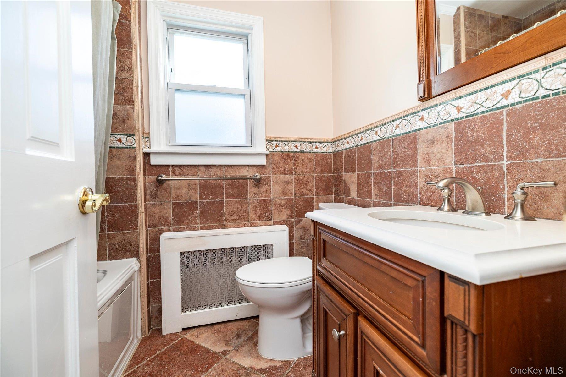 415 Whitehall Street Property Photo 10