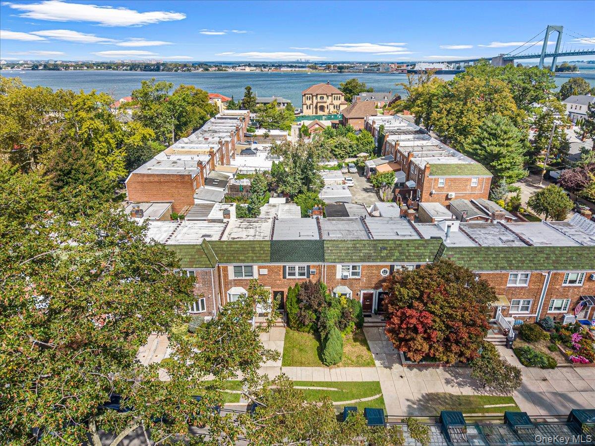159-11 Powells Cove Boulevard Property Photo 30
