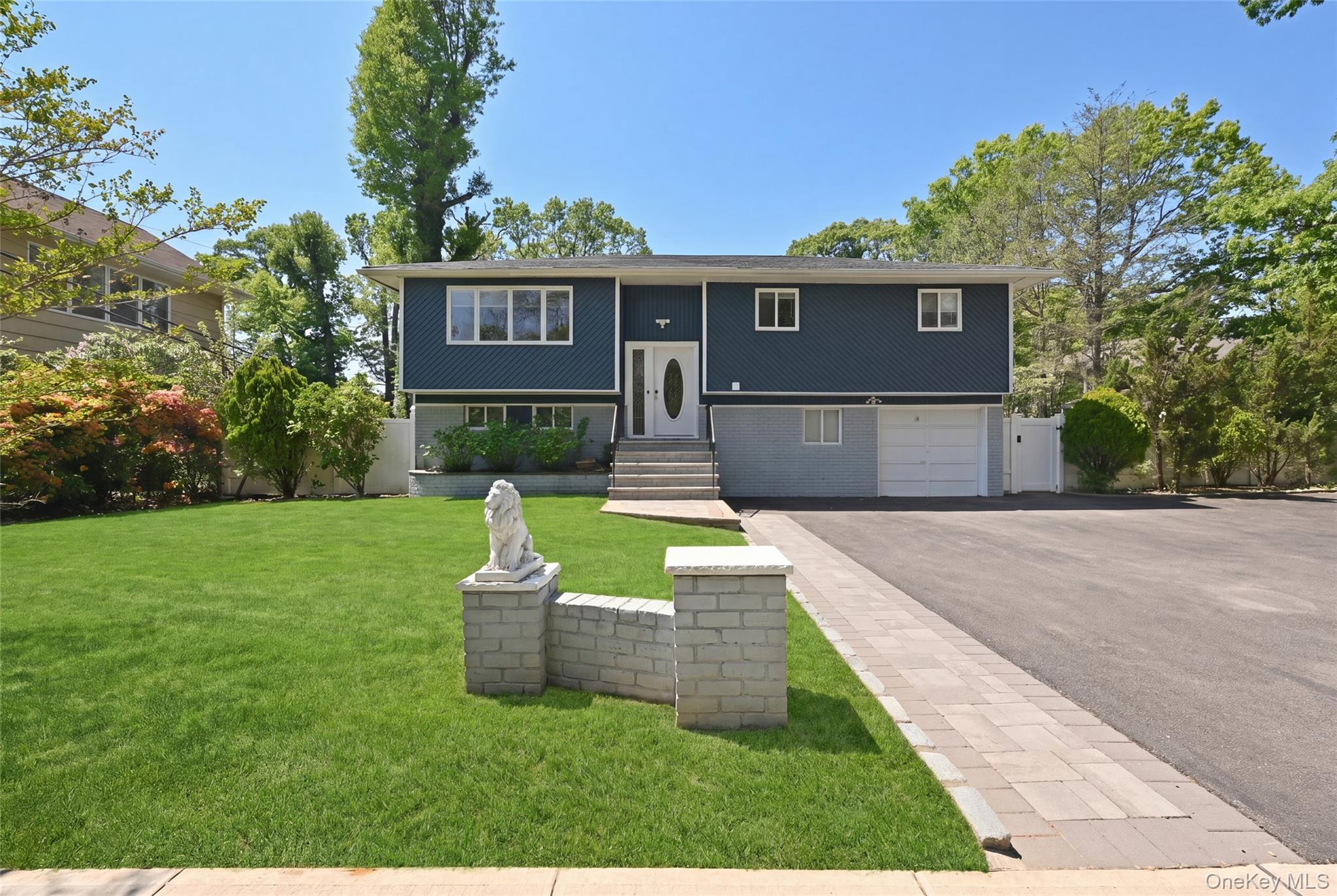 18 Park Drive Property Photo 2