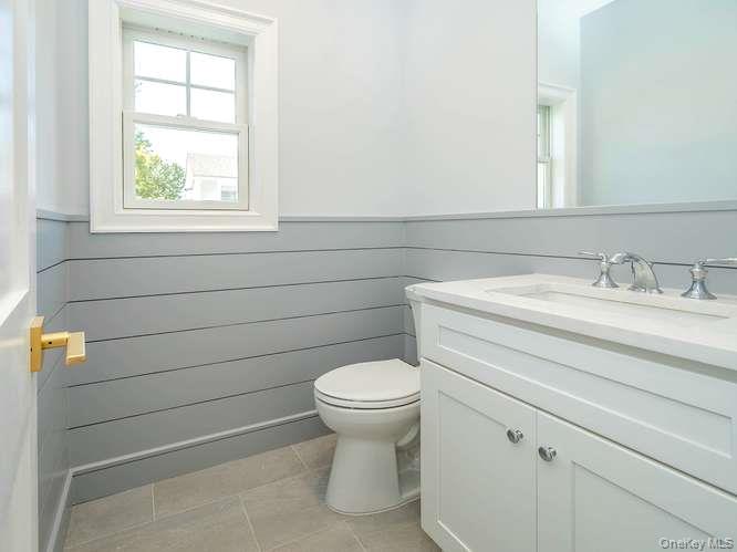 16 2nd Avenue Property Photo 21