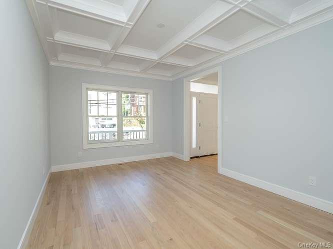 16 2nd Avenue Property Photo 26