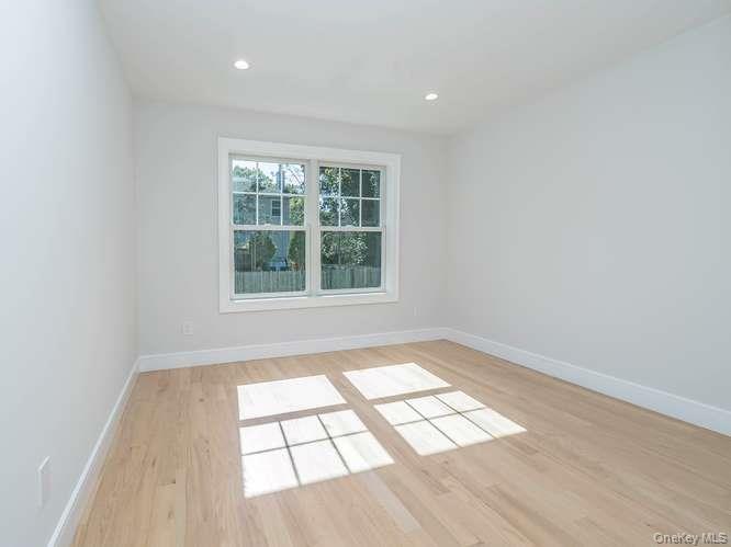 16 2nd Avenue Property Photo 33