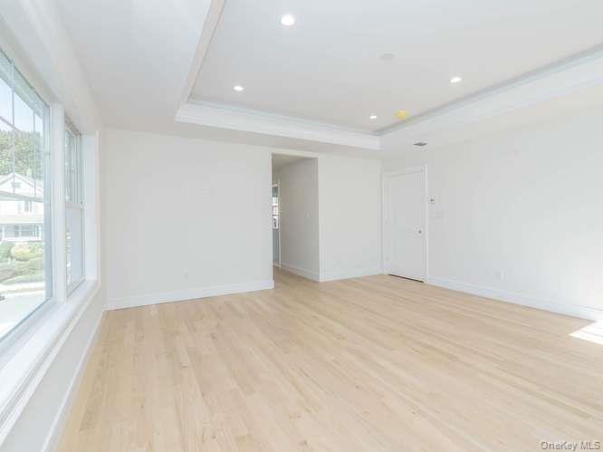 16 2nd Avenue Property Photo 36