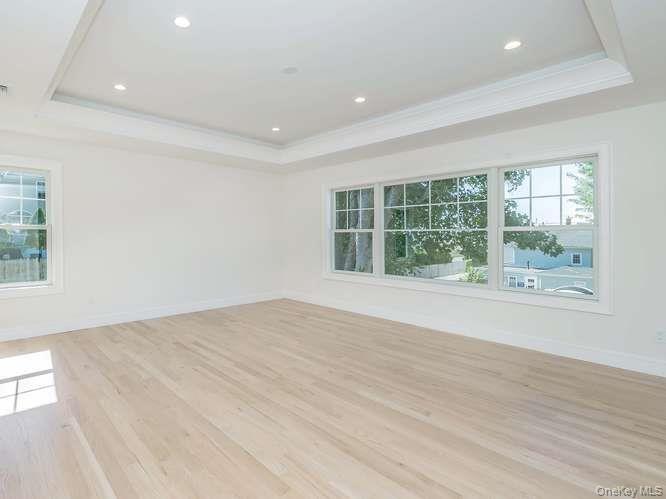 16 2nd Avenue Property Photo 39