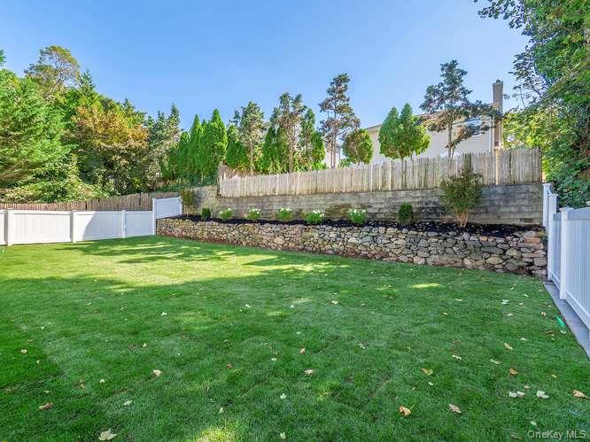 16 2nd Avenue Property Photo 50