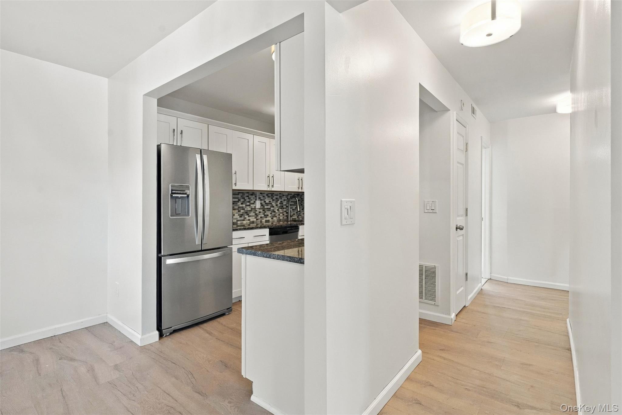 216 West 61 Property Photo 13