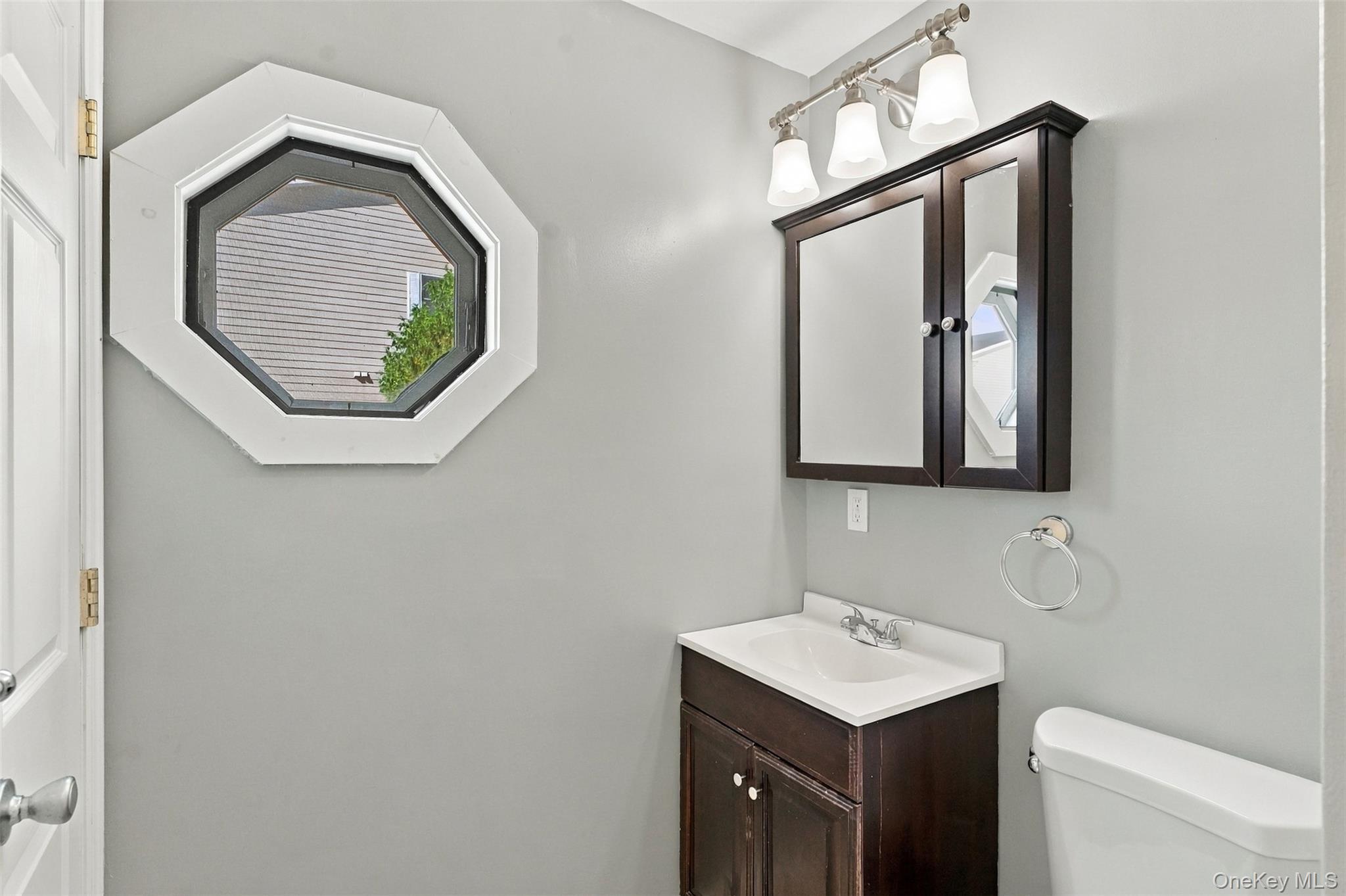 216 West 61 Property Photo 21