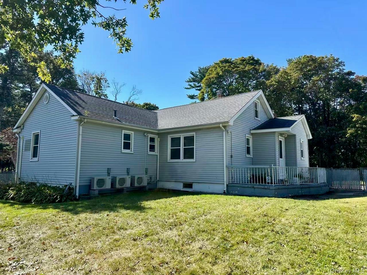 215 Mineola Avenue Property Photo 13