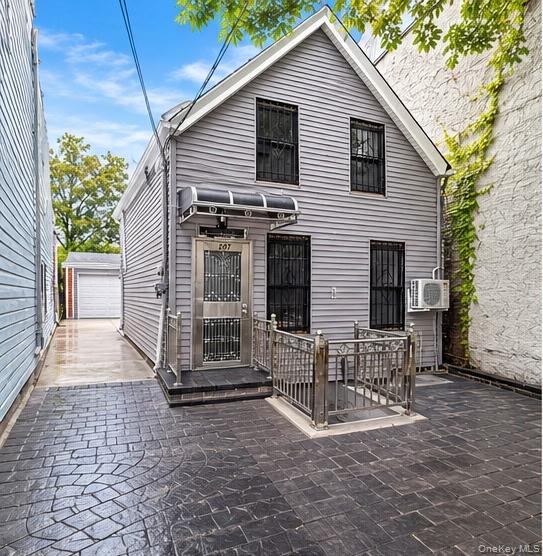 207 Bradford Street Property Photo 1