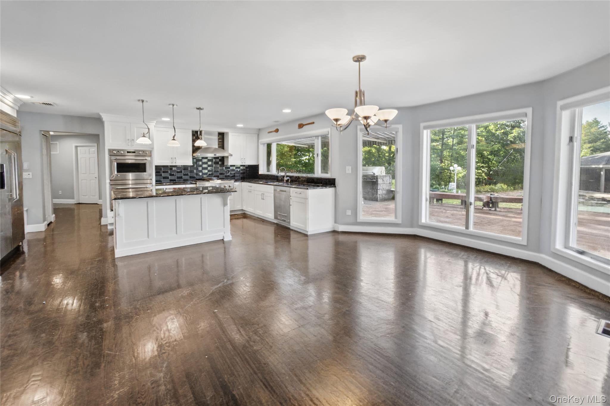 17 Scenic View Court Property Photo 10