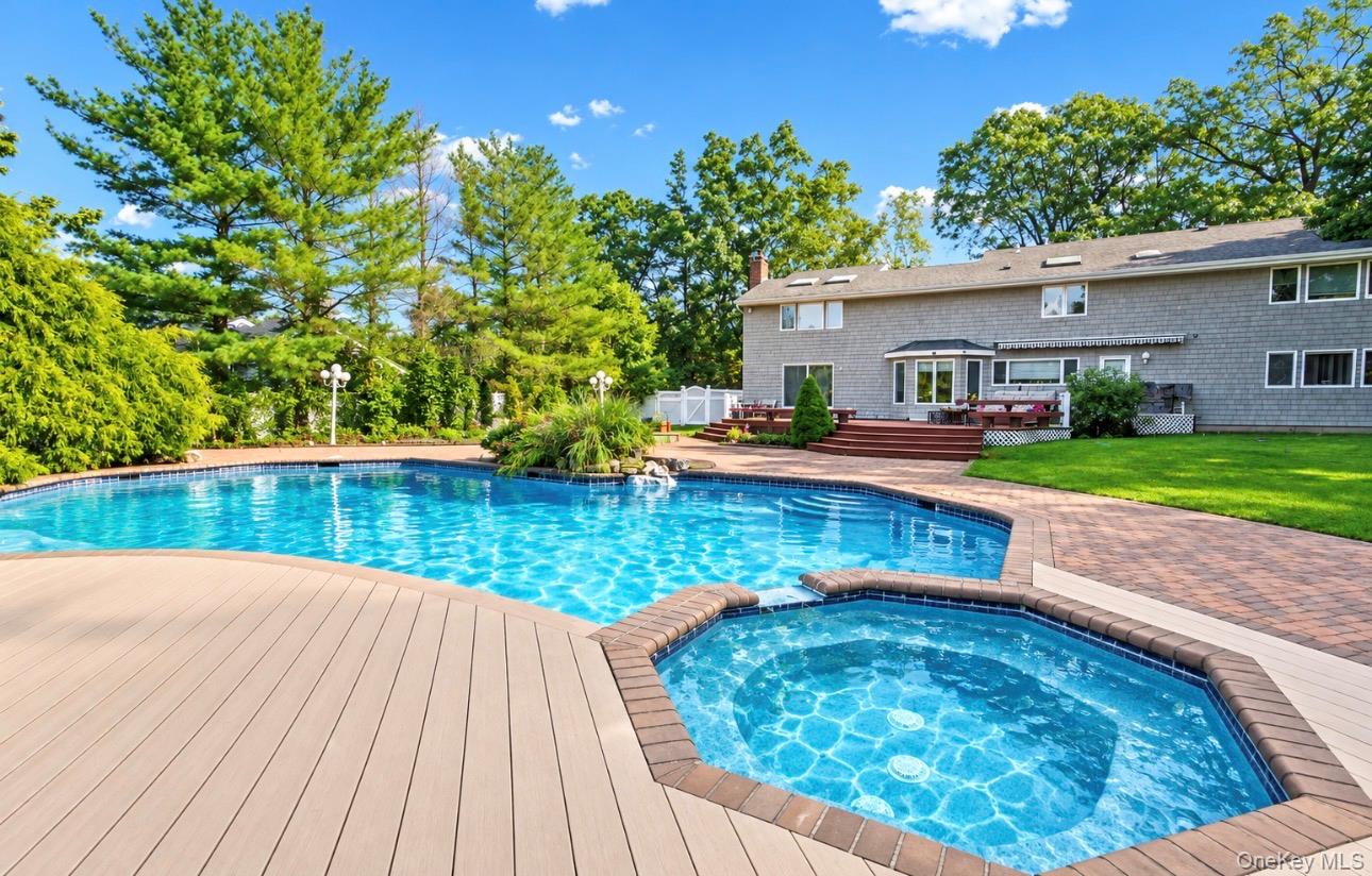 17 Scenic View Court Property Photo 12