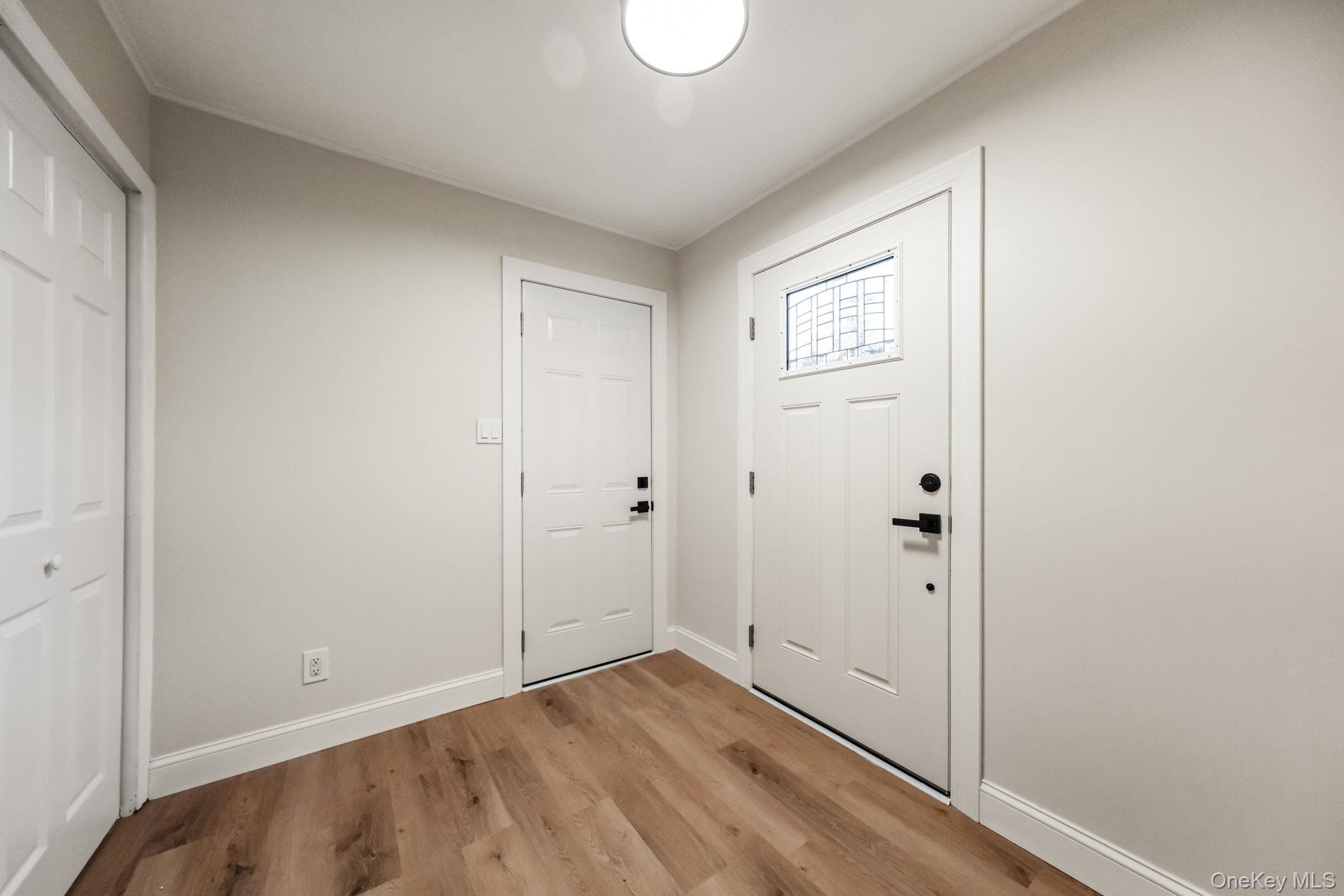 16 Knollwood Road Property Photo 4
