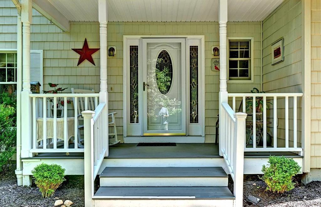 150 N Woods Drive Property Photo 3
