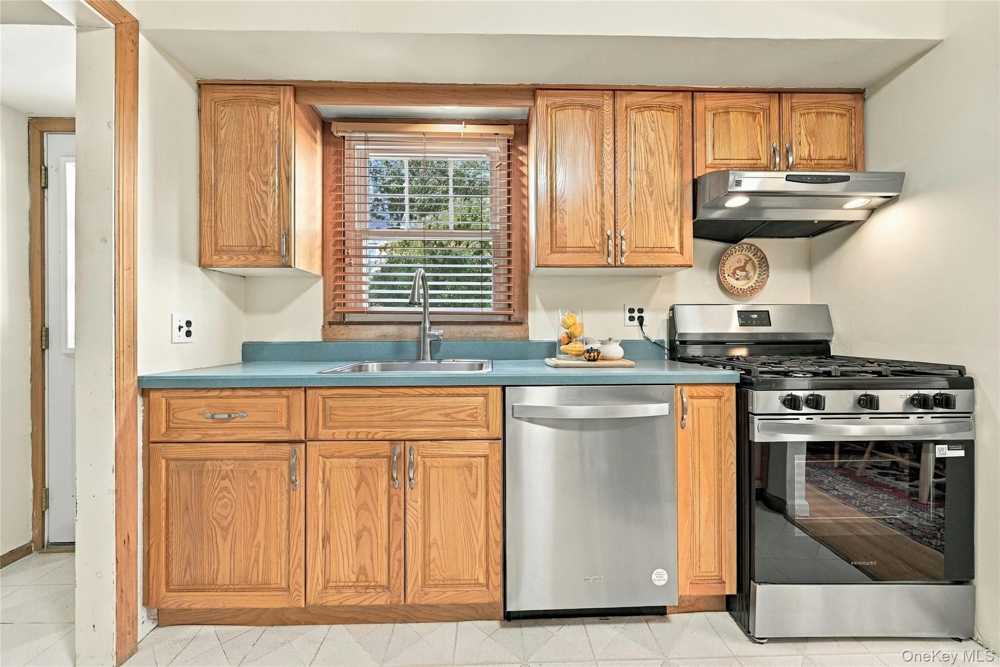 2 Milburn Lane Property Photo 19