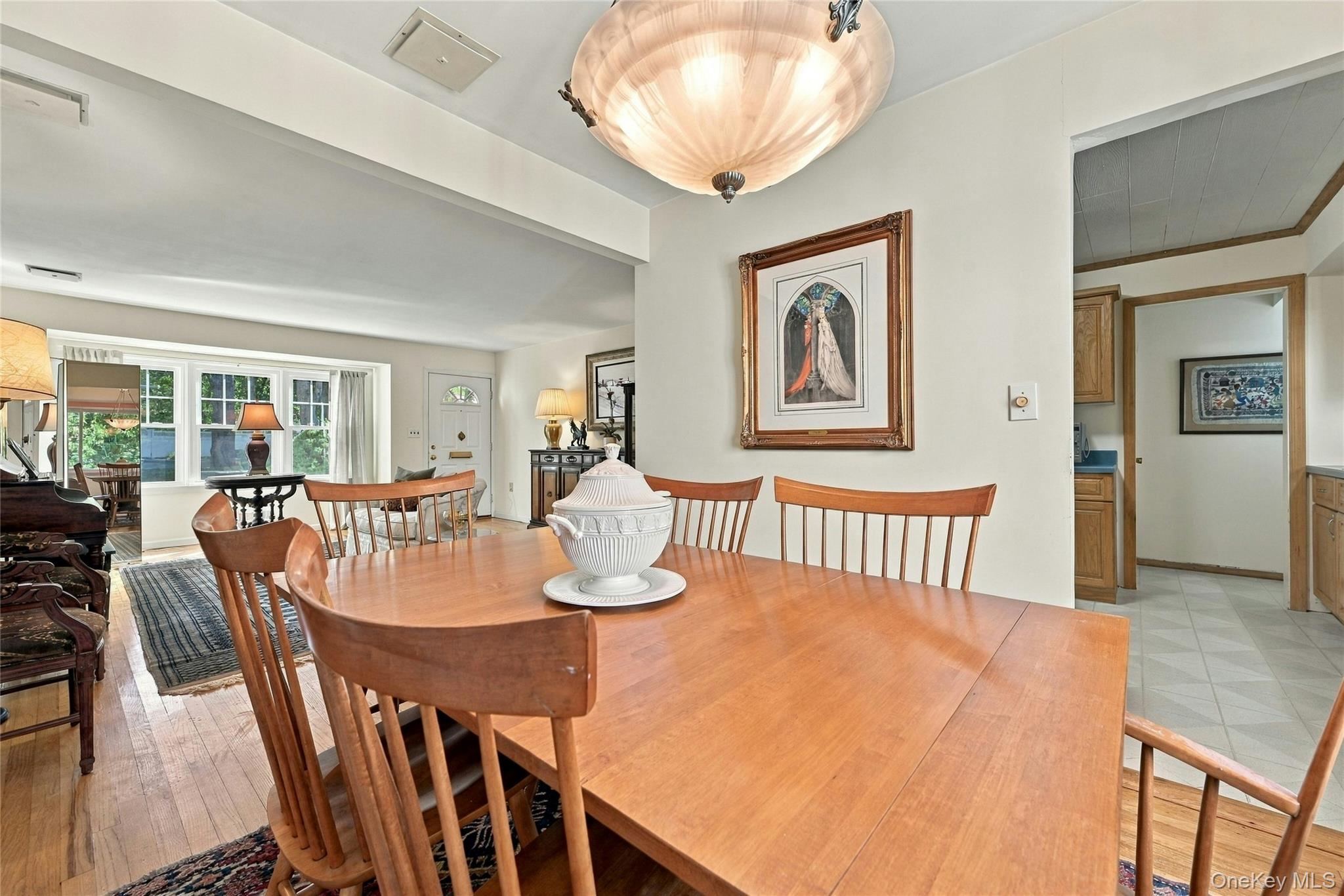 2 Milburn Lane Property Photo 22