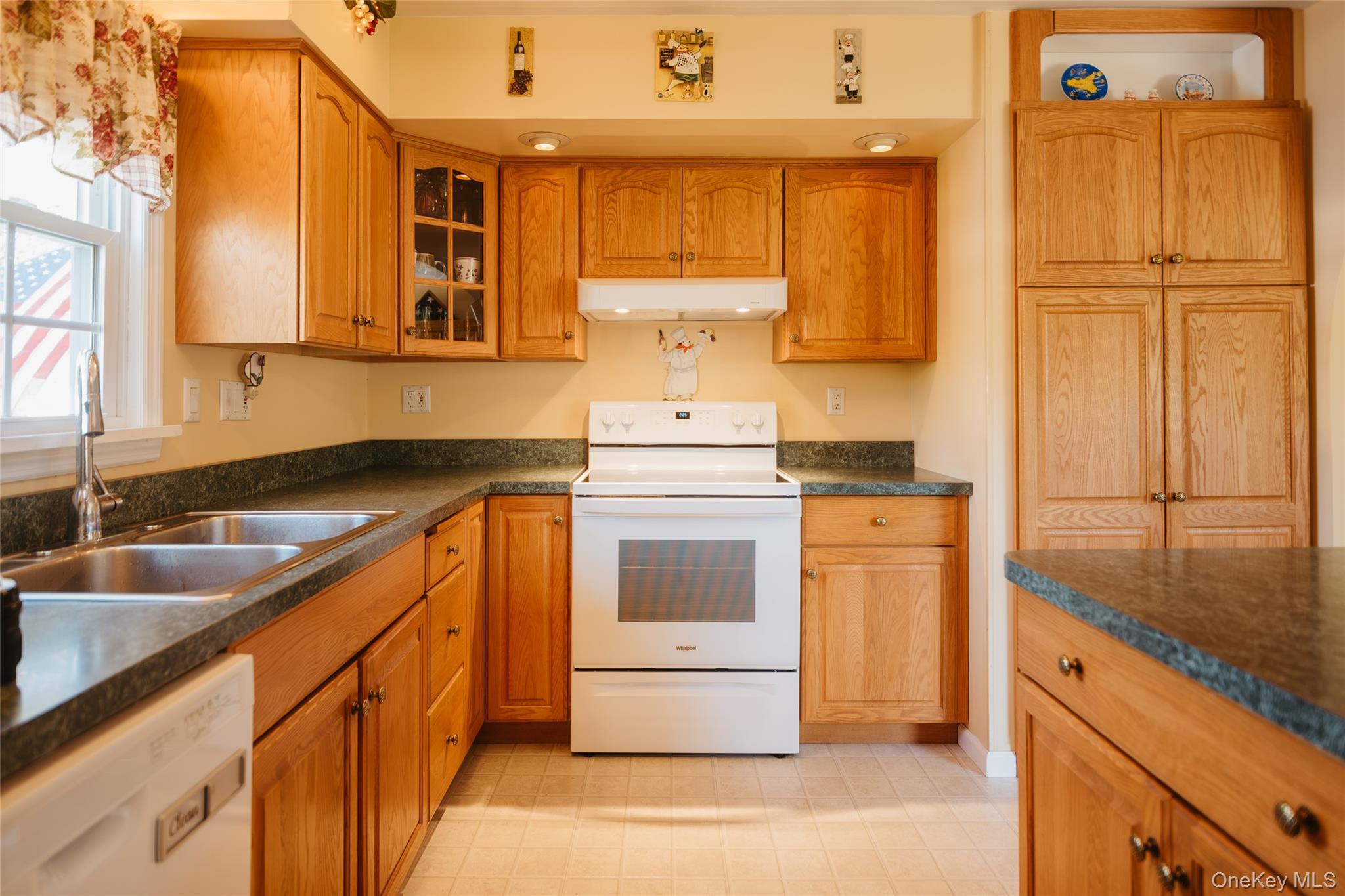 129 Southfield Street Property Photo 12