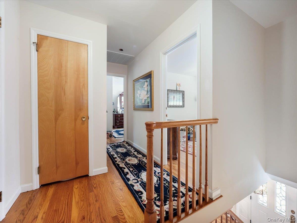 15 Sterling Forest Lane Property Photo 17