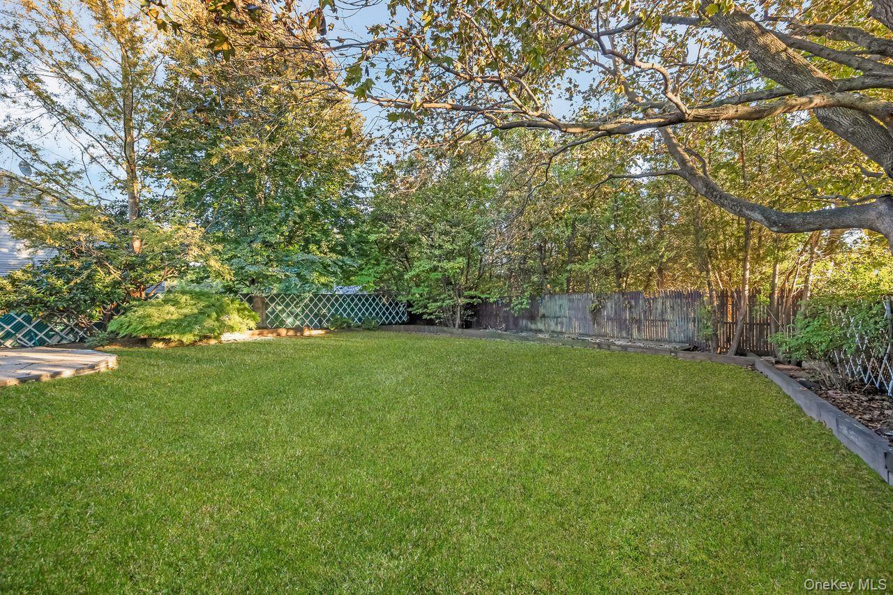 27 Clinton Lane Property Photo 18