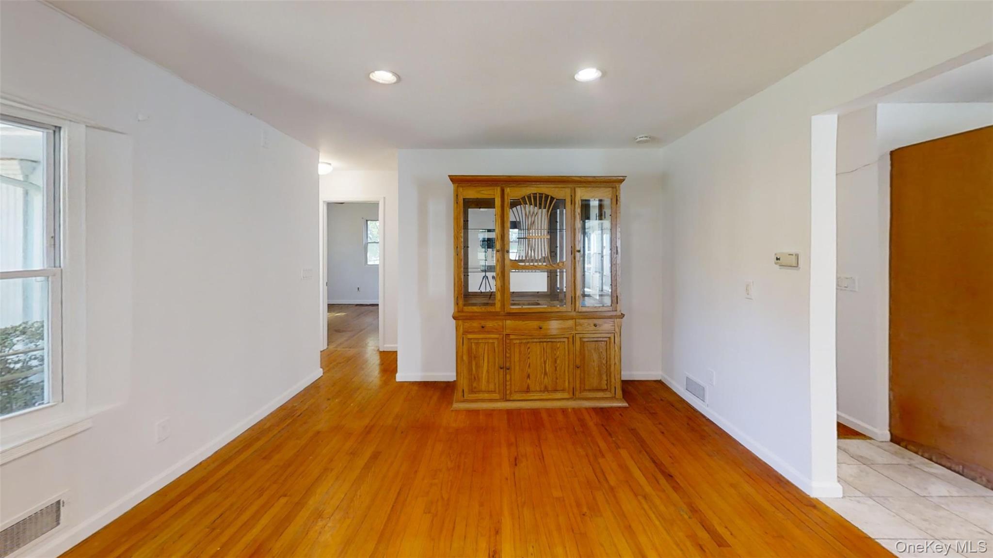 430 Grove Road Property Photo 5