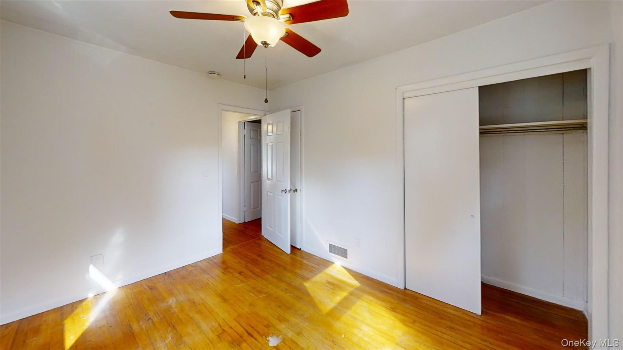 430 Grove Road Property Photo 9