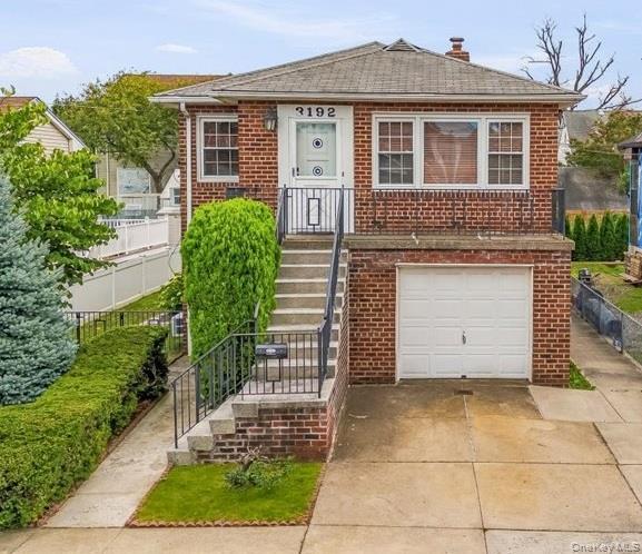3192 Hatting Place Property Photo 2