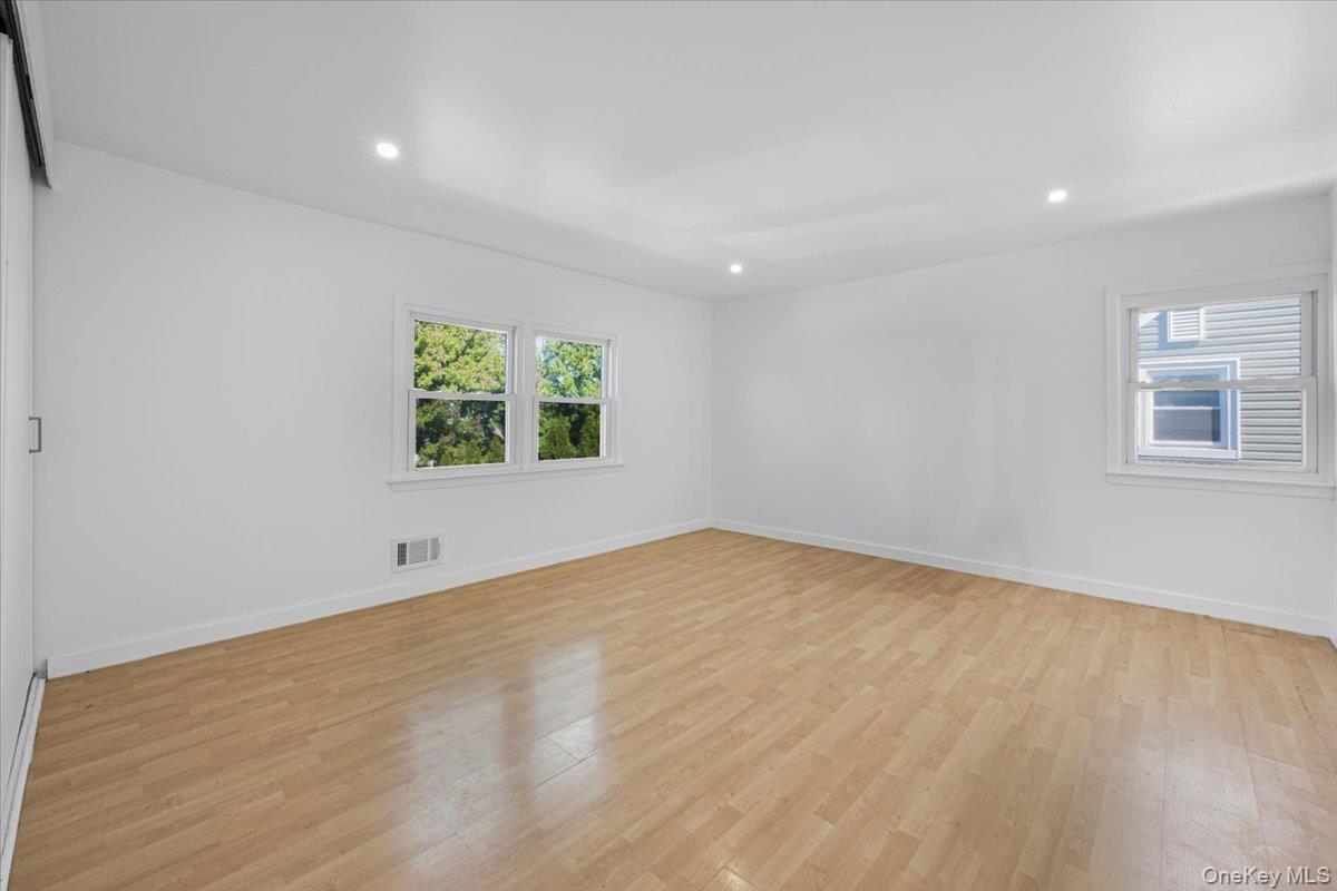 5 Edward Avenue Property Photo 14