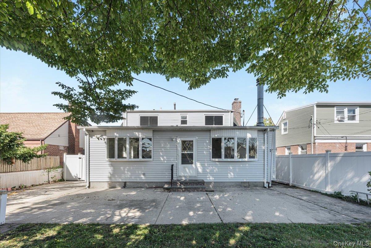5 Edward Avenue Property Photo 22