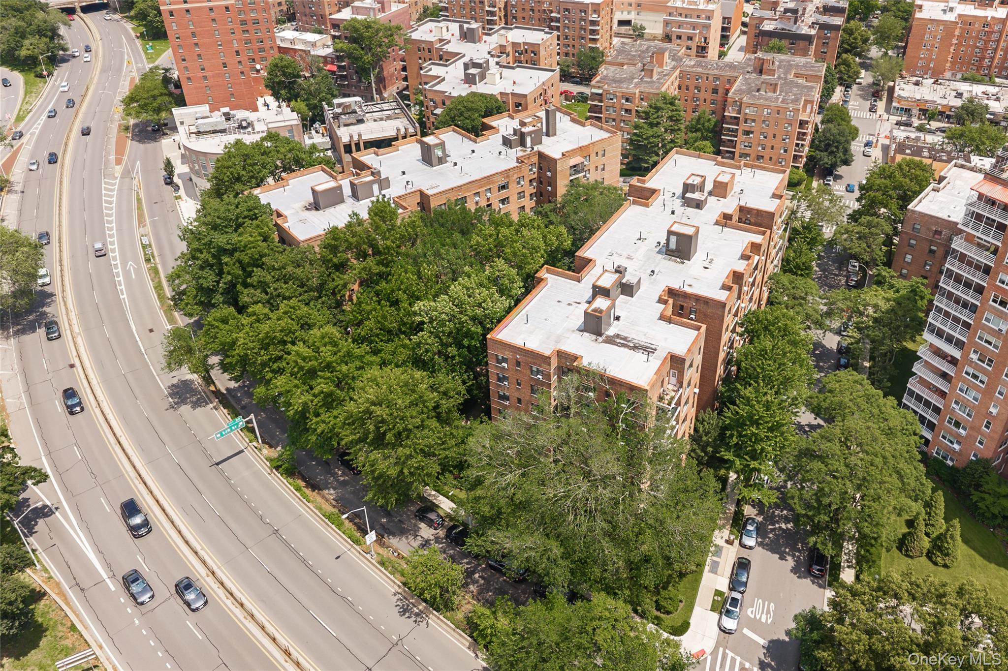 3616 Henry Hudson Parkway #1as Property Photo 26