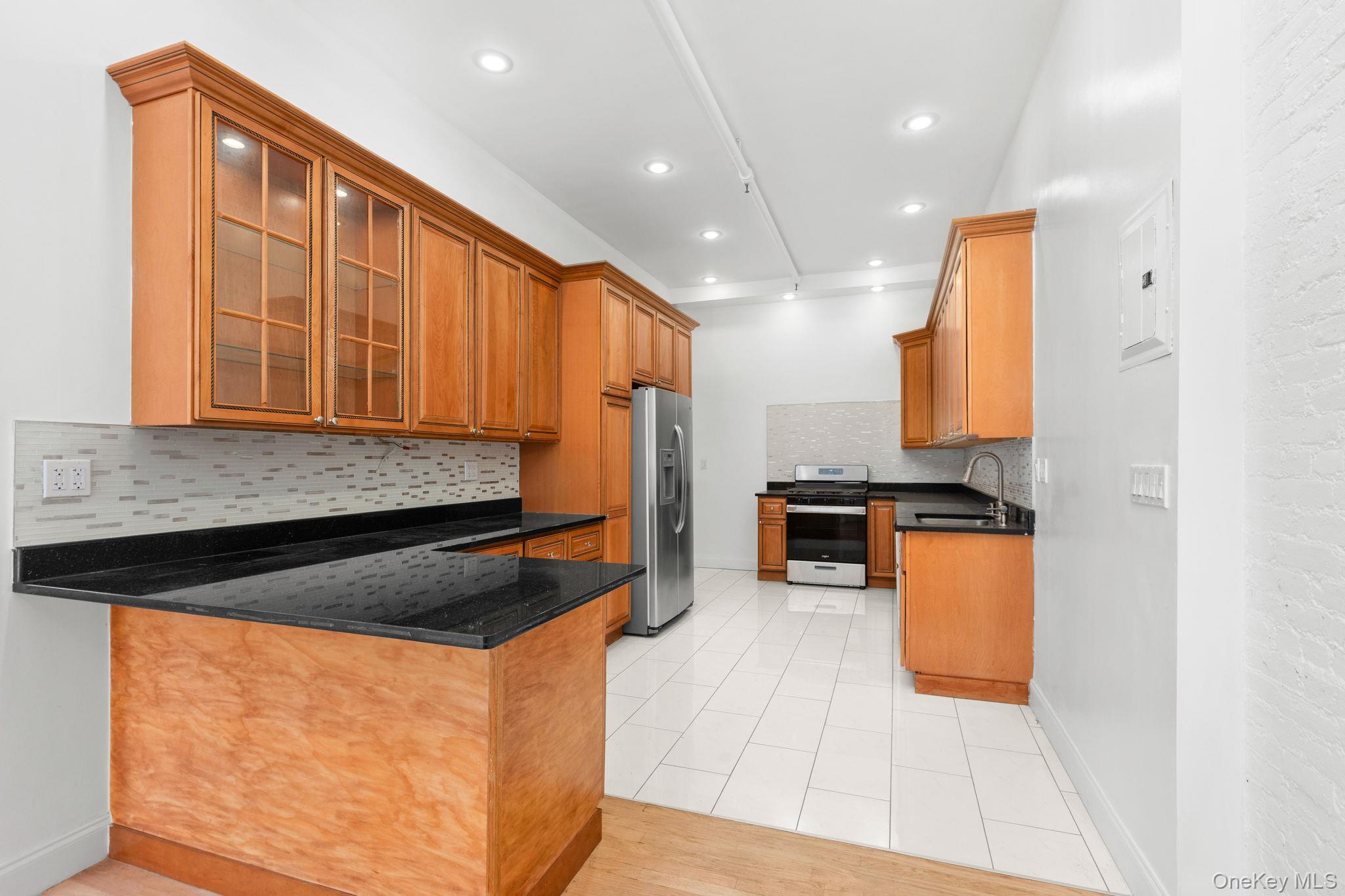 157 Spring Street 2 Property Photo 10