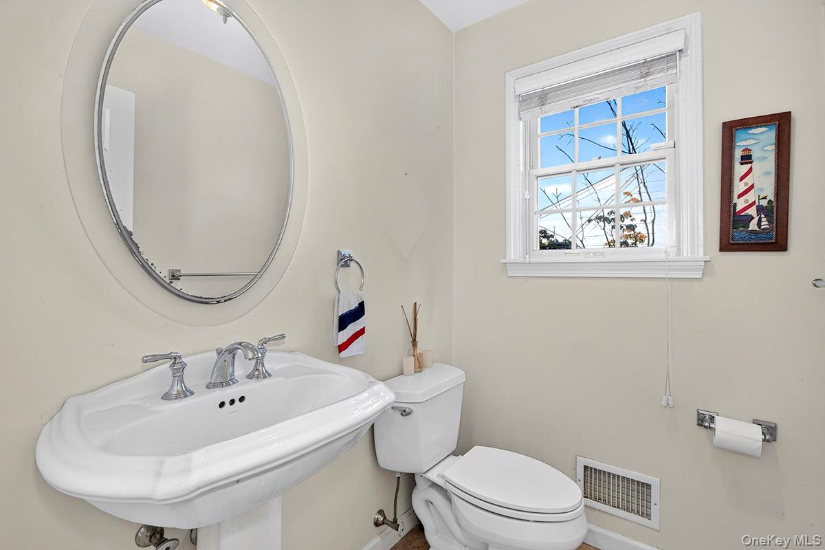 41 Mount Morris Avenue Property Photo 16