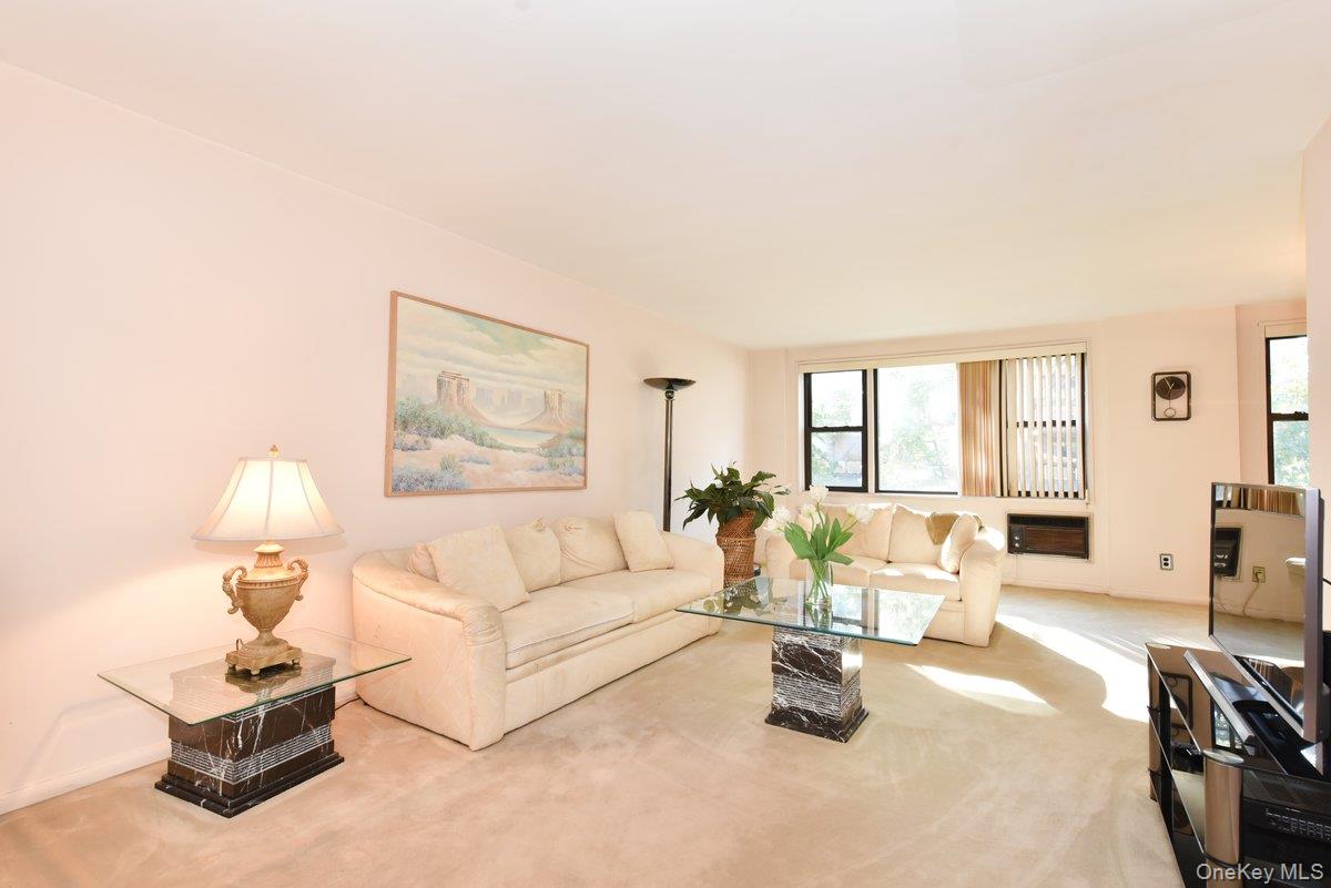 6 Birchwood Court 3f Property Photo 2