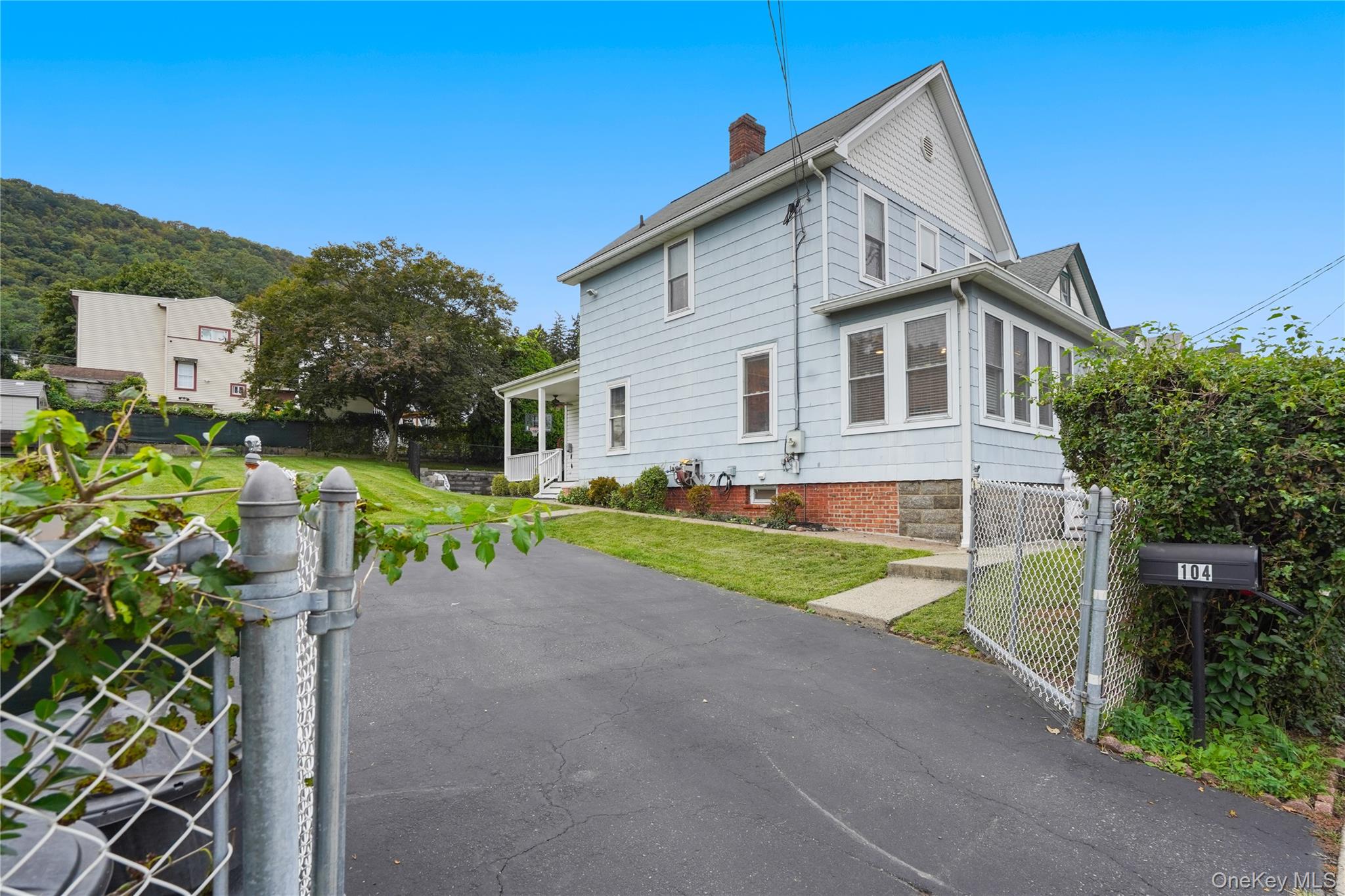 104 Maple Avenue Property Photo 1