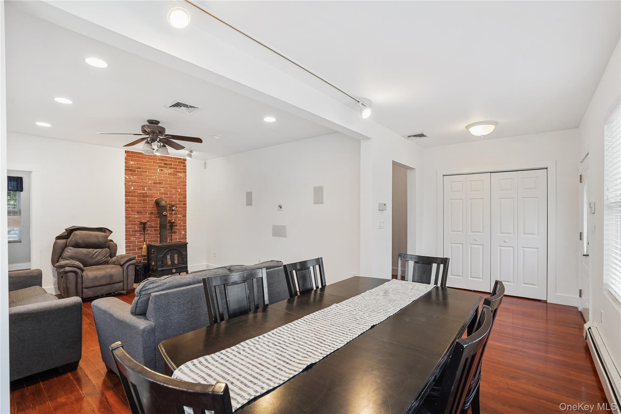 104 Maple Avenue Property Photo 8
