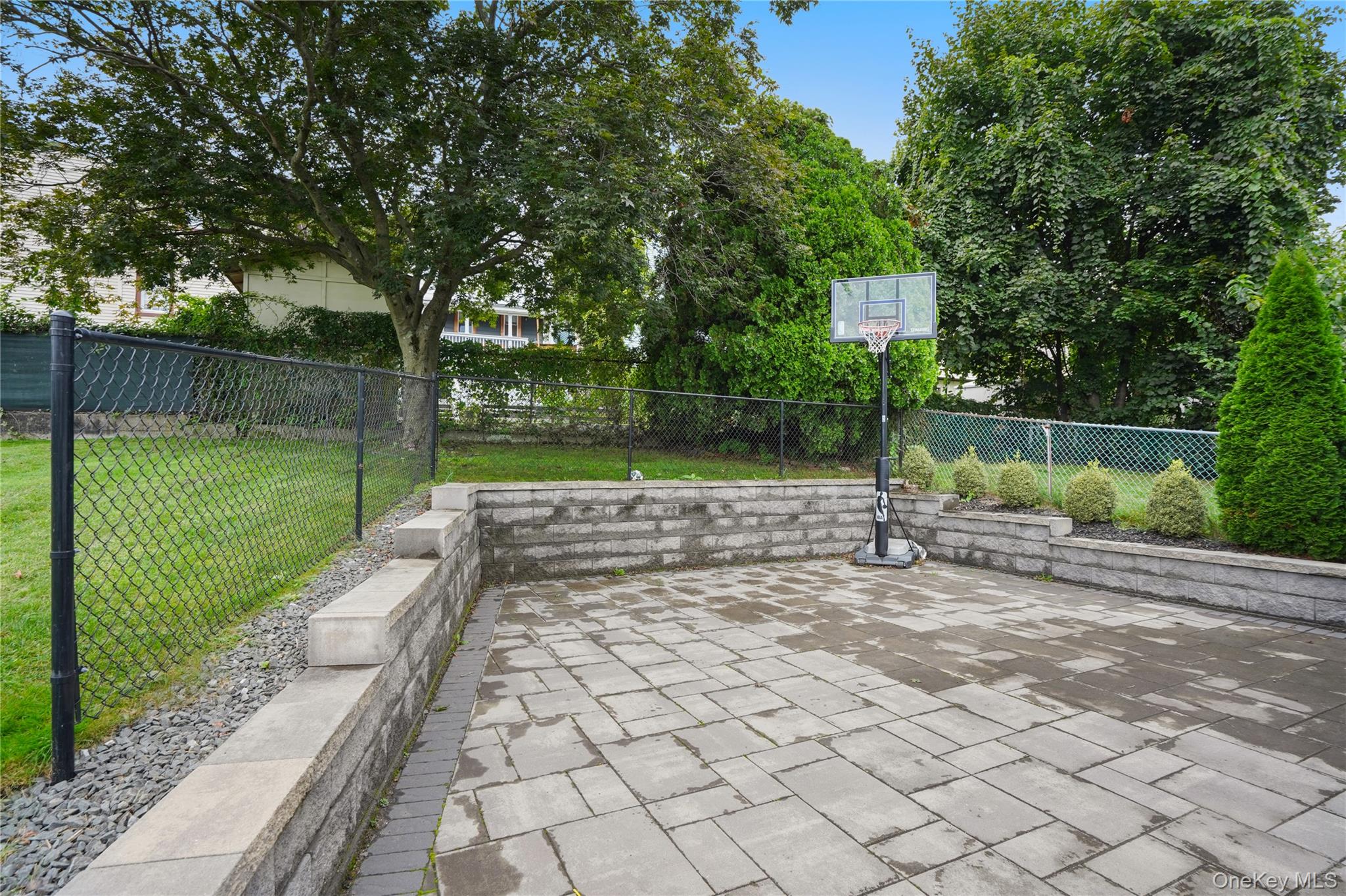 104 Maple Avenue Property Photo 21
