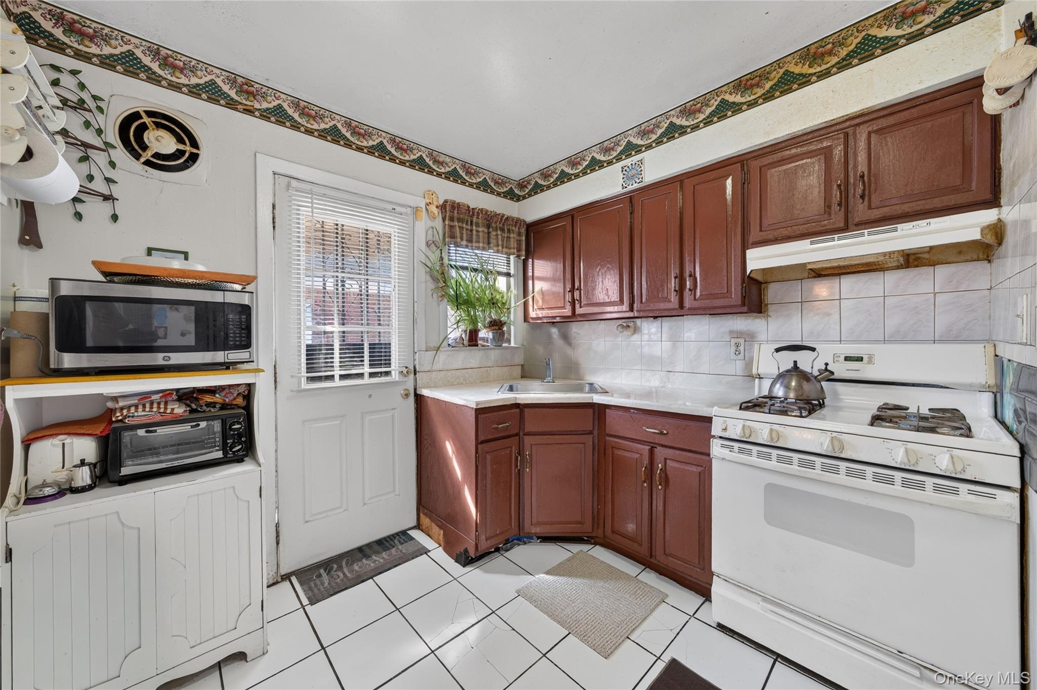 31 Circle Drive Property Photo 5